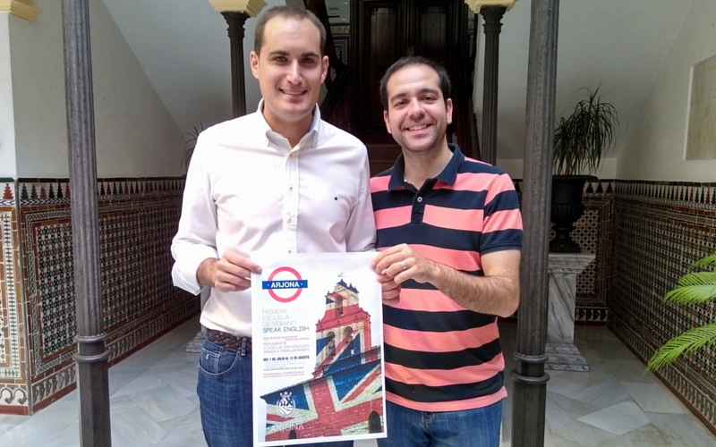 El Ayuntamiento de Arjona organiza clases de conversación en inglés con dos profesoras nativas inglesas.