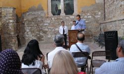 Presentado el poemario “A la luz de un poema. Tiempos difíciles”.