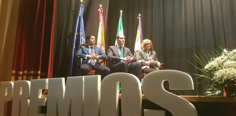 Brígida Jiménez y la Lira Urgavonense, Premios Arjona Excelencia 2017.