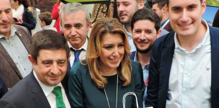 El Alcalde de Arjona invita a la Presidenta de la Junta de Andalucía a visitar Arjona.