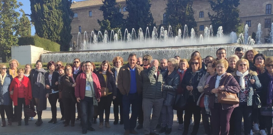 EL GRUPO PARROQUIAL DE LAS PENAS VISITAN GRANADA