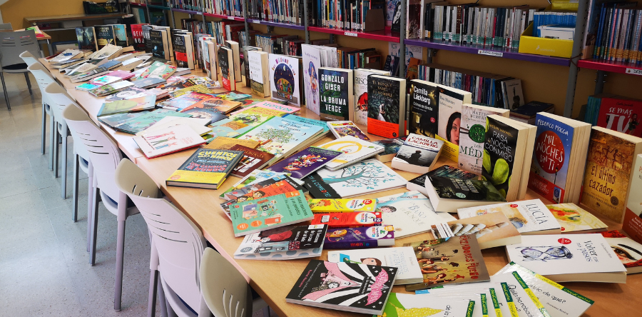 LA BIBLIOTECA MUNICIPAL DE ARJONA CELEBRA LA SEMANA DE LAS BIBLIOTECAS AUMENTANDO SU FUNDO EN 300 LIBROS MÁS