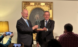 ESLAVA GALÁN, PREMIO DE LA REAL SOCIEDAD ECONÓMICA DE AMIGOS DEL PAÍS DE JAÉN