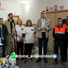 ARJONA LLENA DOS CAMIONES DE AYUDA PARA LOS AFECTADOS POR LA DANA EN VALENCIA